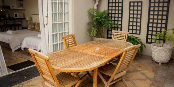 Westbury House Guest House เคปทาวน์ ภายนอก รูปภาพ
