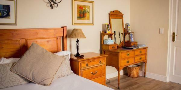 Westbury House Guest House เคปทาวน์ ภายนอก รูปภาพ